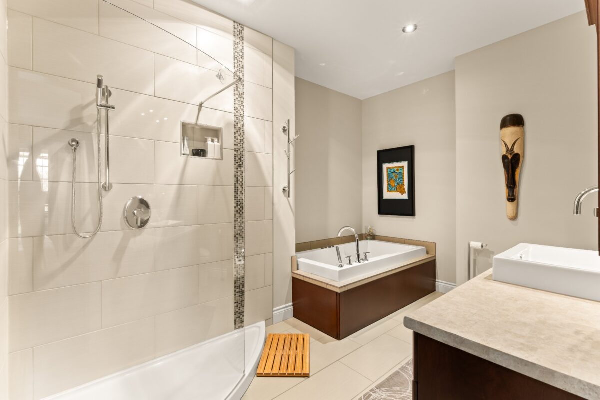 Salle de bains attenante à la CCP