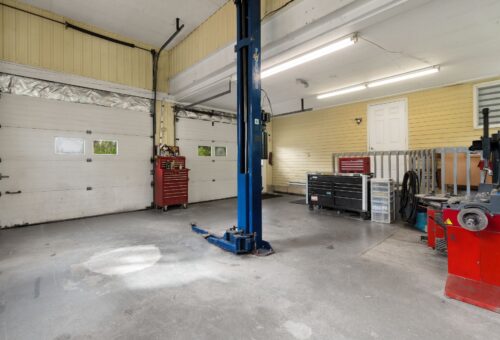 Garage